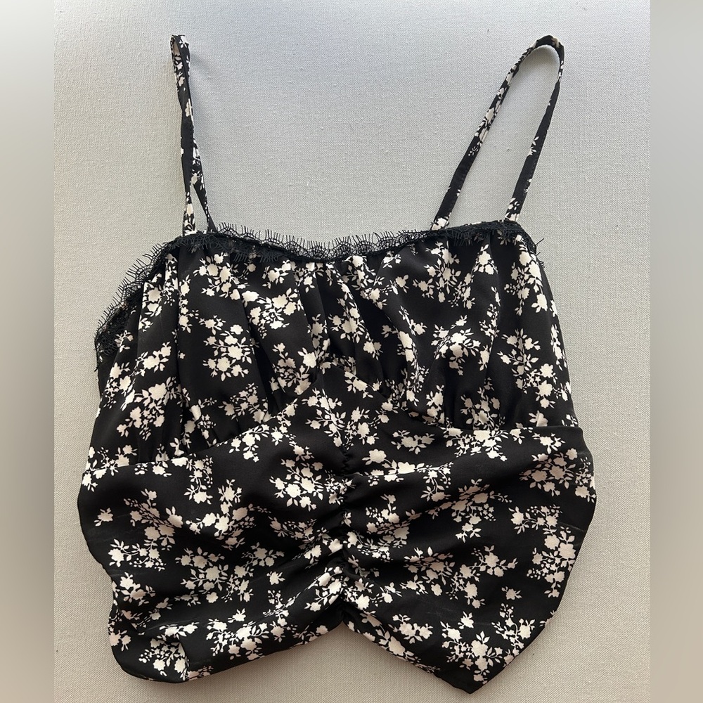 Black floral crop top